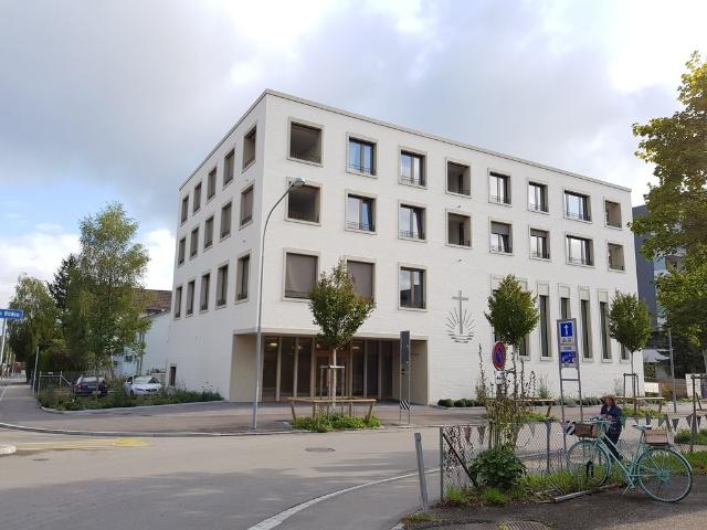 Apartment mieten in Einigen, Zürich
