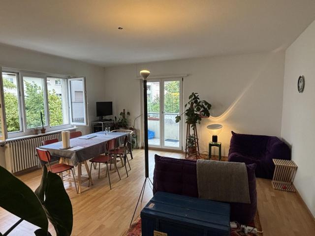 Apartment mieten in Einigen, Zürich