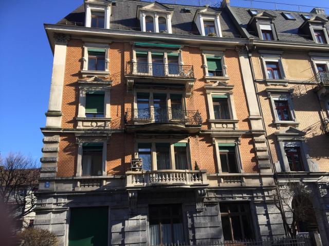 Apartment mieten in Einigen, Zürich