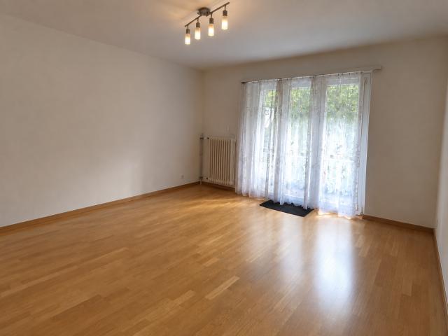 Apartment mieten in Einigen, Zürich