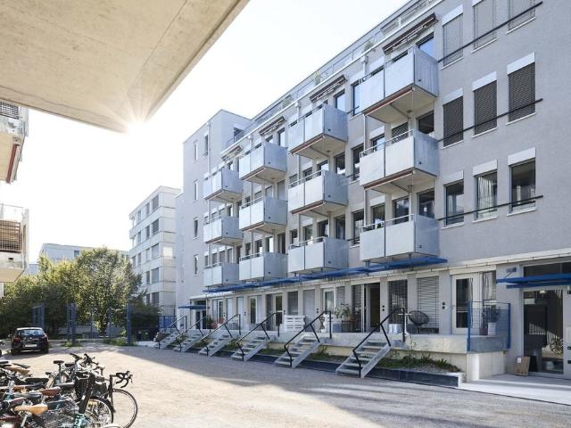 Apartment mieten in Einigen, Zürich