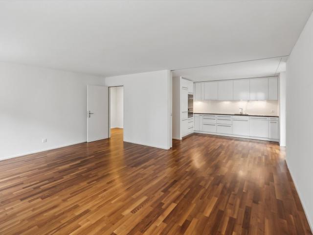 Apartment mieten in Einigen, Zürich