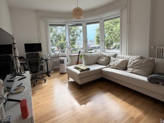 Apartment mieten in Einigen, Zürich