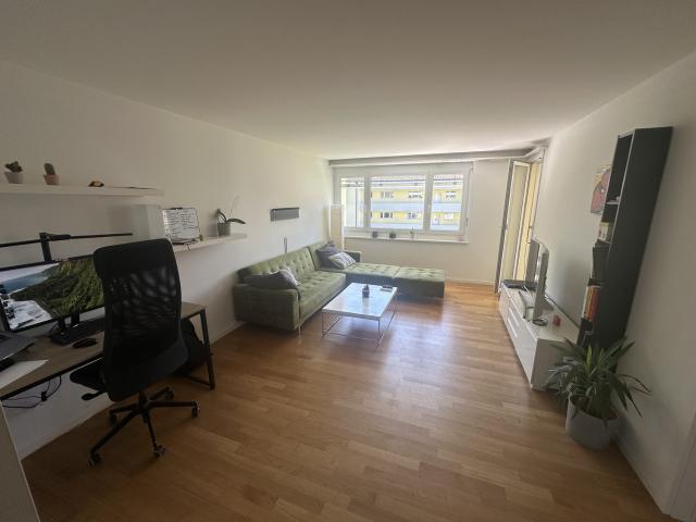 Apartment mieten in Einigen, Zürich