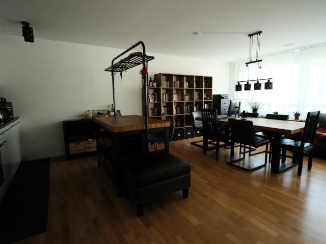 Apartment mieten in Einigen, Zürich