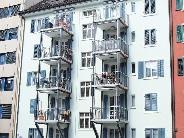 Apartment mieten in Einigen, Zürich
