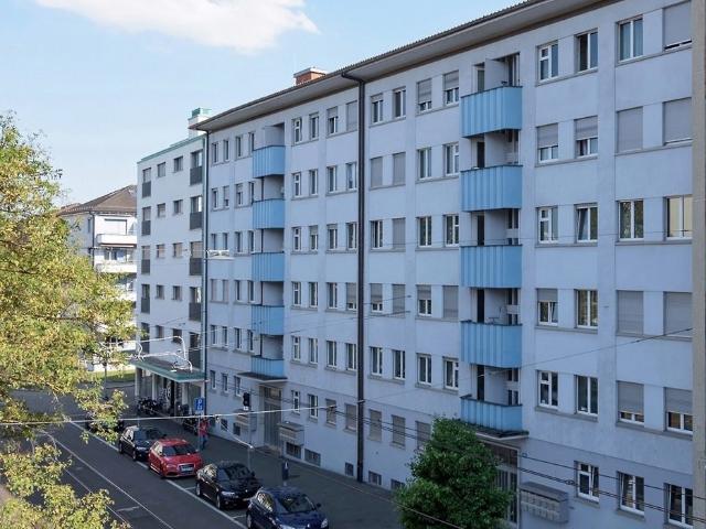 Apartment mieten in Einigen, Zürich