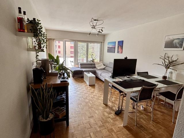Apartment mieten in Einigen, Zürich