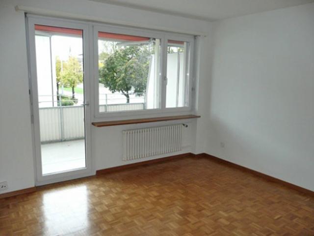Apartment mieten in Einigen, Zürich