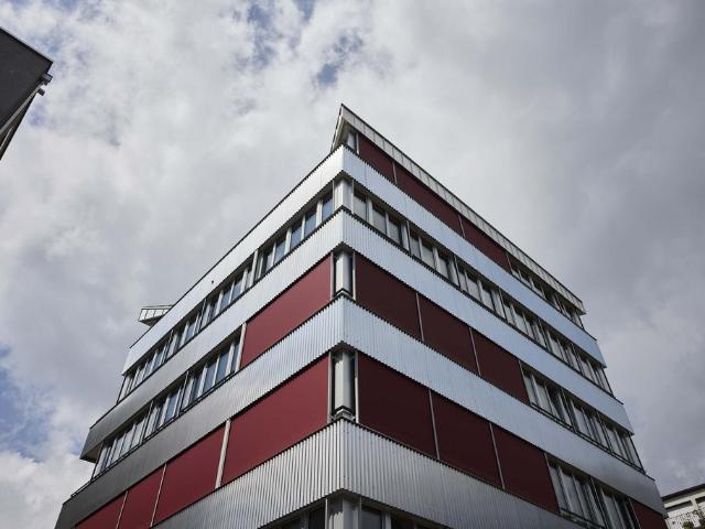 Apartment mieten in Einigen, Zürich