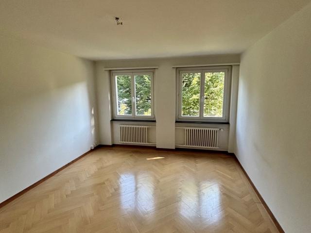 Apartment mieten in Einigen, Zürich