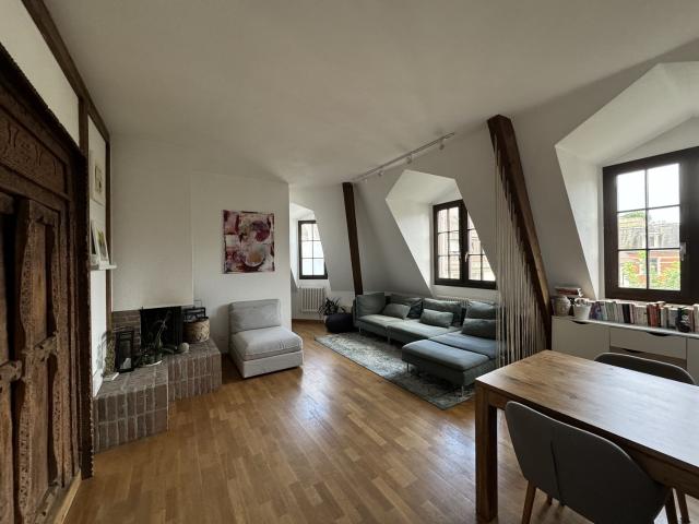 Apartment mieten in Einigen, Zürich