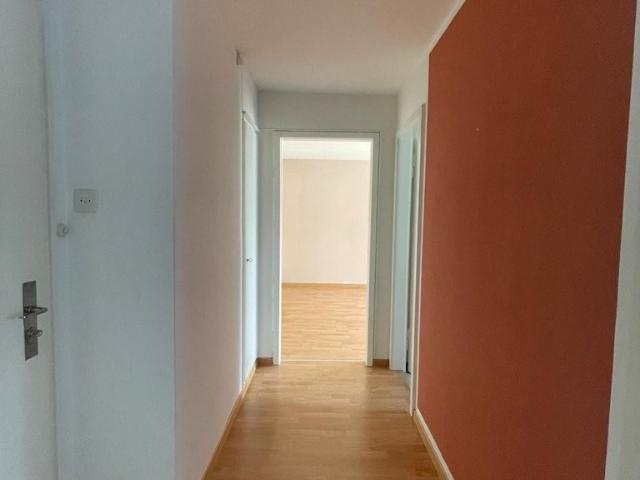 Apartment mieten in Einigen, Zürich