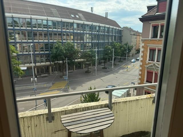 Apartment mieten in Einigen, Zürich