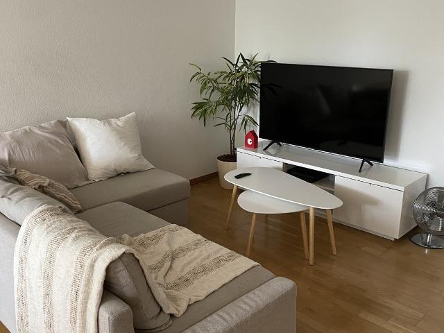 Apartment mieten in Einigen, Zürich