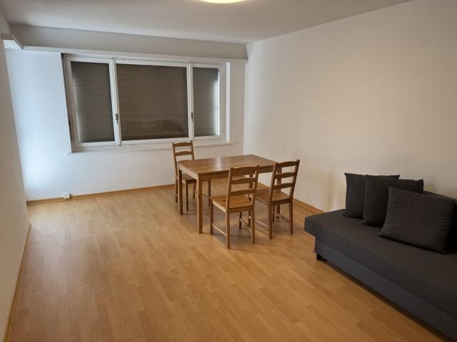 Apartment mieten in Einigen, Zürich