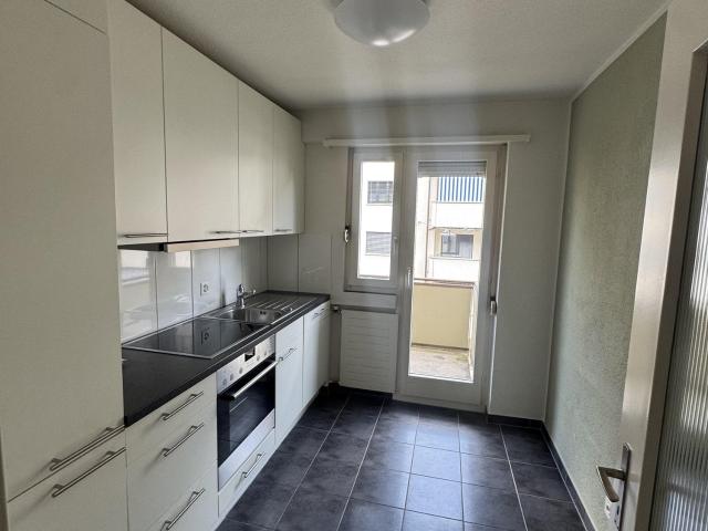 Apartment mieten in Einigen, Zürich
