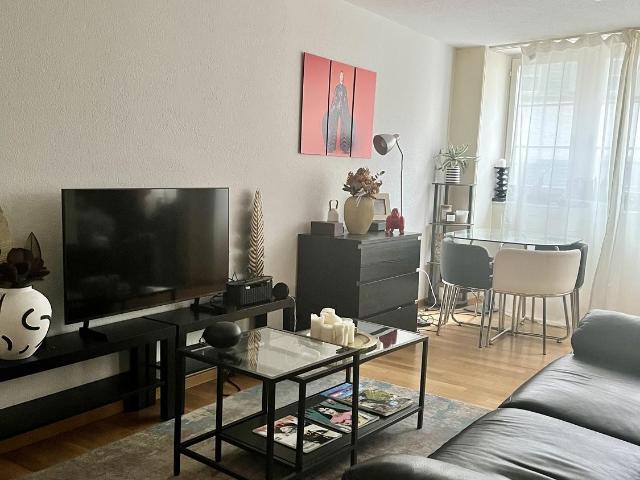Apartment mieten in Einigen, Zürich
