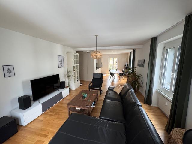 Apartment mieten in Einigen, Zürich