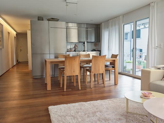 Apartment mieten in Erlenbach (ZH), Bezirk Meilen