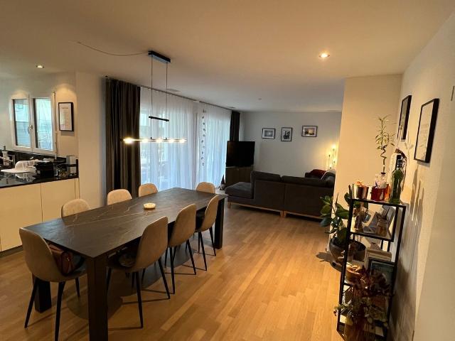 Apartment mieten in Grüningen, Zürich