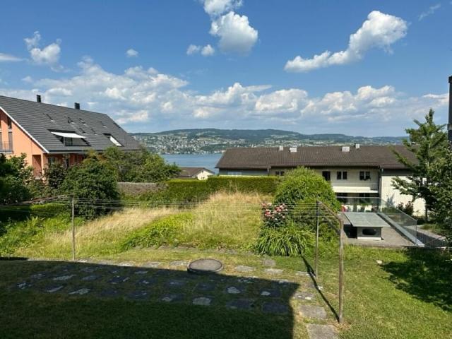 Apartment mieten in Oberrieden, Zürich