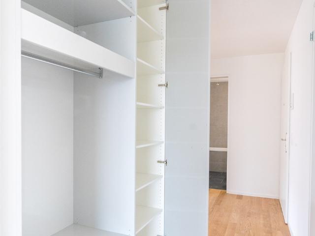 Apartment mieten in Einigen, Zürich