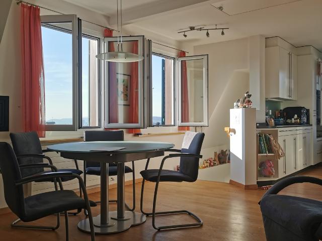 Apartment mieten in Einigen, Zürich