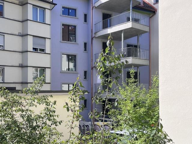 Apartment mieten in Einigen, Zürich