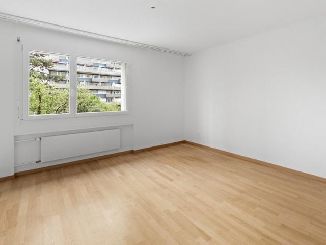 Apartment mieten in Einigen, Zürich