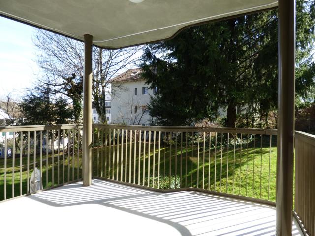 Apartment mieten in Einigen, Zürich