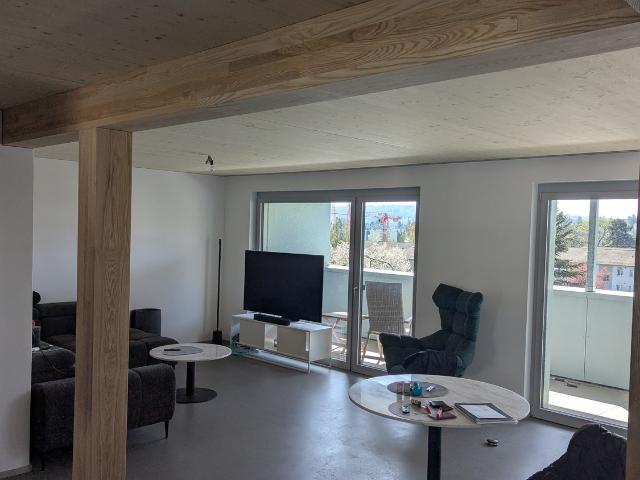 Apartment mieten in Einigen, Zürich