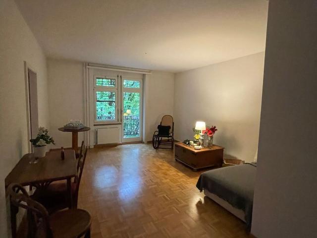 Apartment mieten in Einigen, Zürich