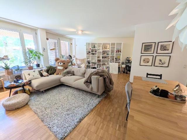 Apartment mieten in Einigen, Zürich