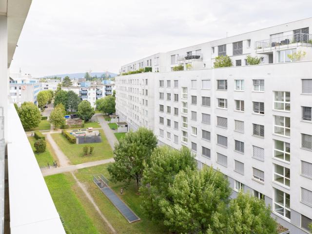 Apartment mieten in Einigen, Zürich