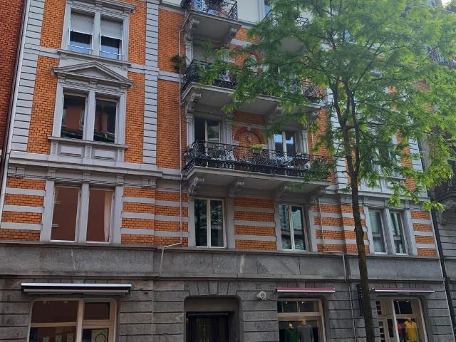 Apartment mieten in Einigen, Zürich