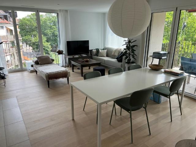 Apartment mieten in Einigen, Zürich