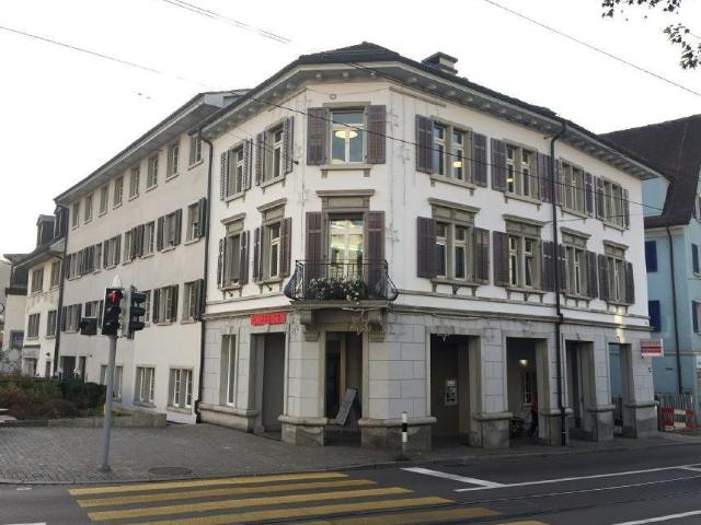Apartment mieten in Einigen, Zürich