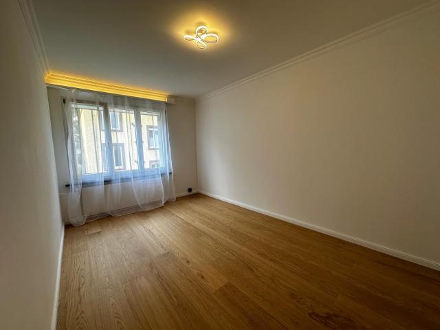 Apartment mieten in Einigen, Zürich