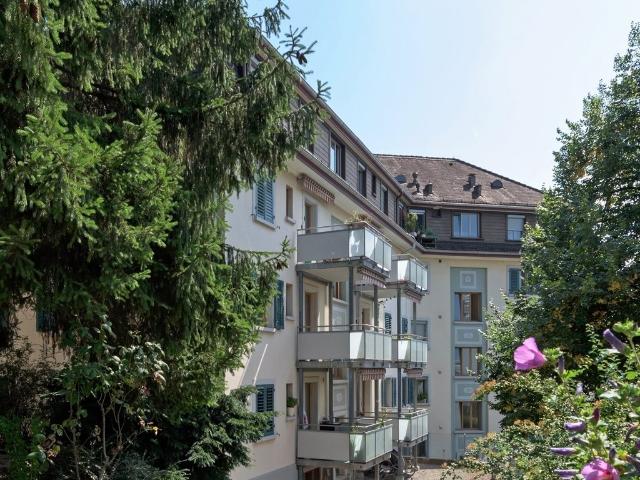 Apartment mieten in Einigen, Zürich