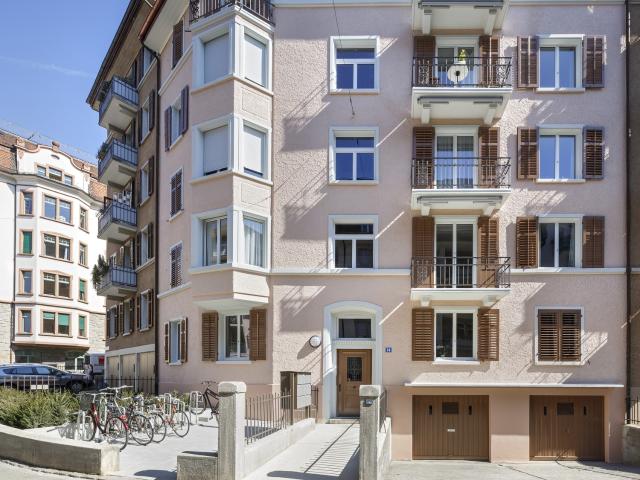 Apartment mieten in Einigen, Zürich