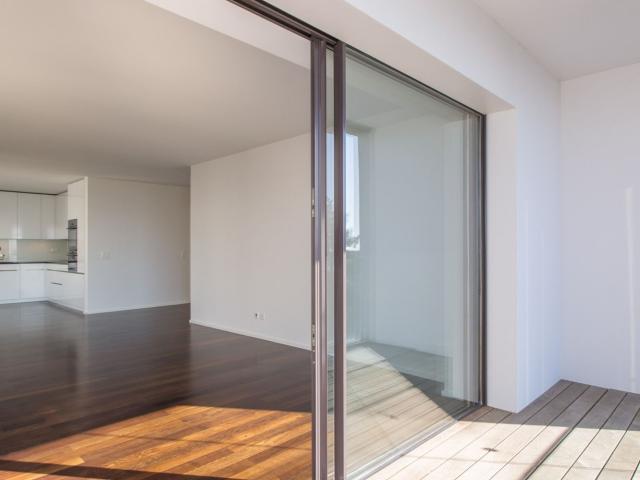 Apartment mieten in Einigen, Zürich