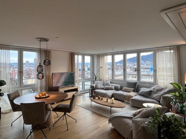 Apartment mieten in Einigen, Zürich