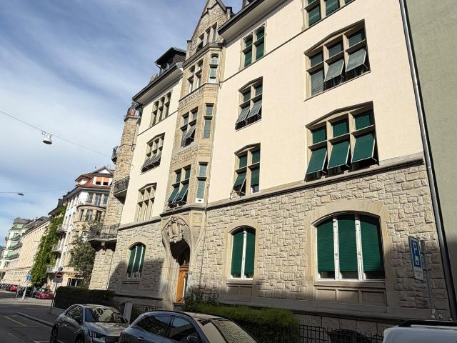 Apartment mieten in Einigen, Zürich