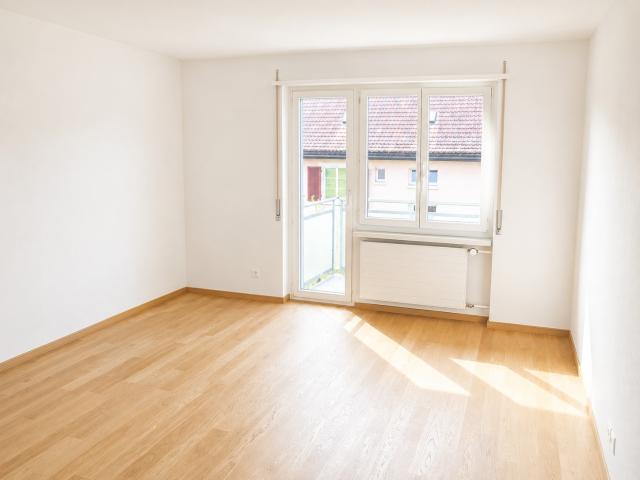 Apartment mieten in Einigen, Zürich