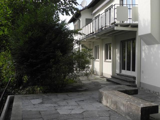 Apartment mieten in Einigen, Zürich