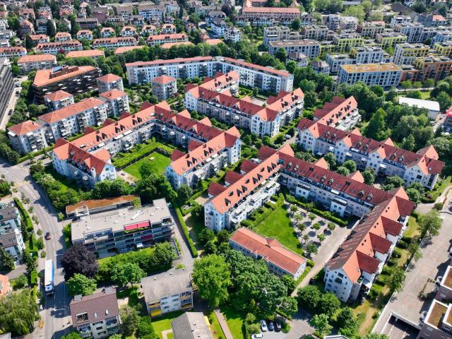 Apartment mieten in Einigen, Zürich
