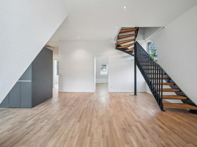 Apartment mieten in Einigen, Zürich