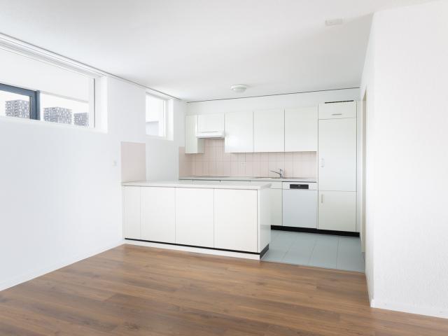Apartment mieten in Einigen, Zürich