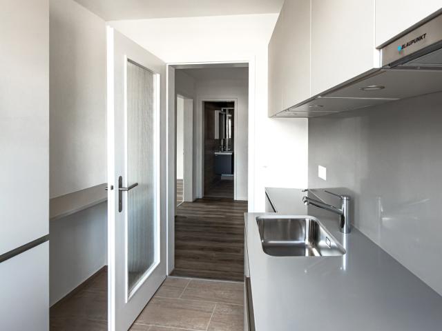 Apartment mieten in Einigen, Zürich